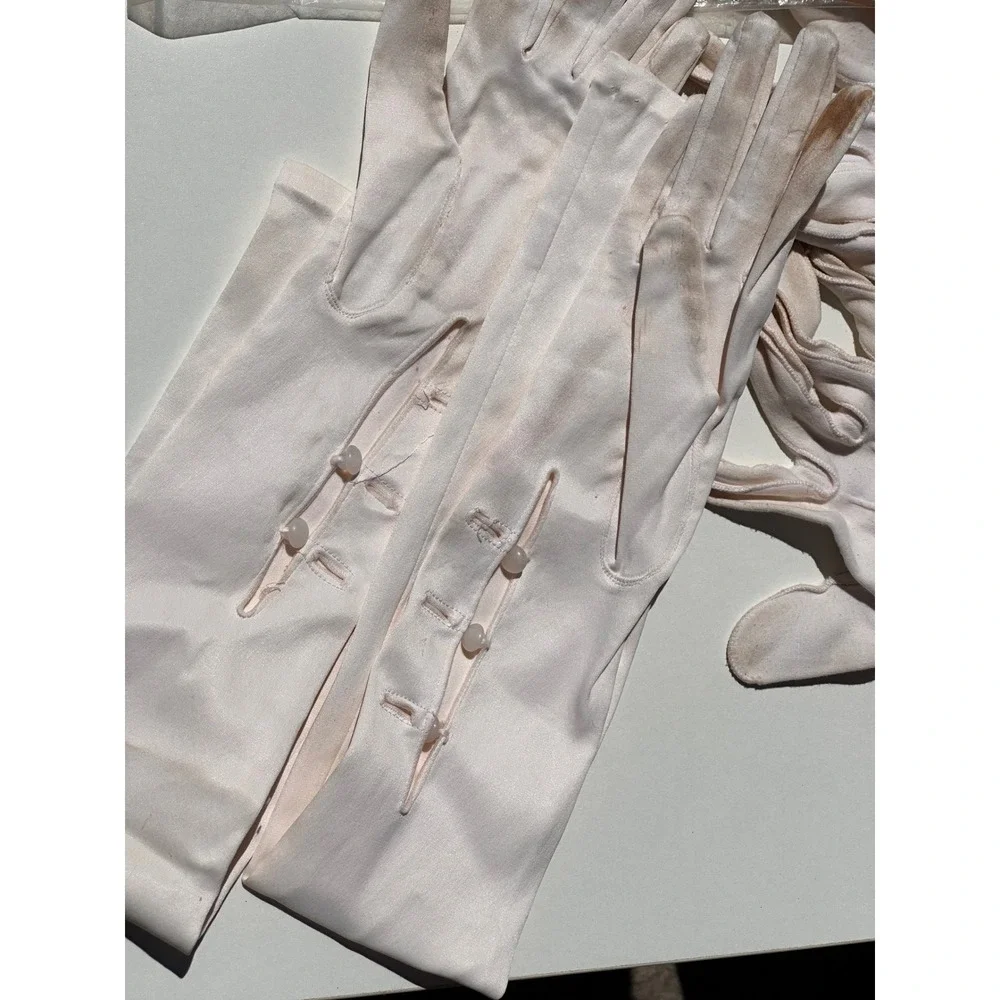 Vintage 50s Dents Nyvelda Formal Gloves Lot 5 Pairs White Ivory Opera Wrist
